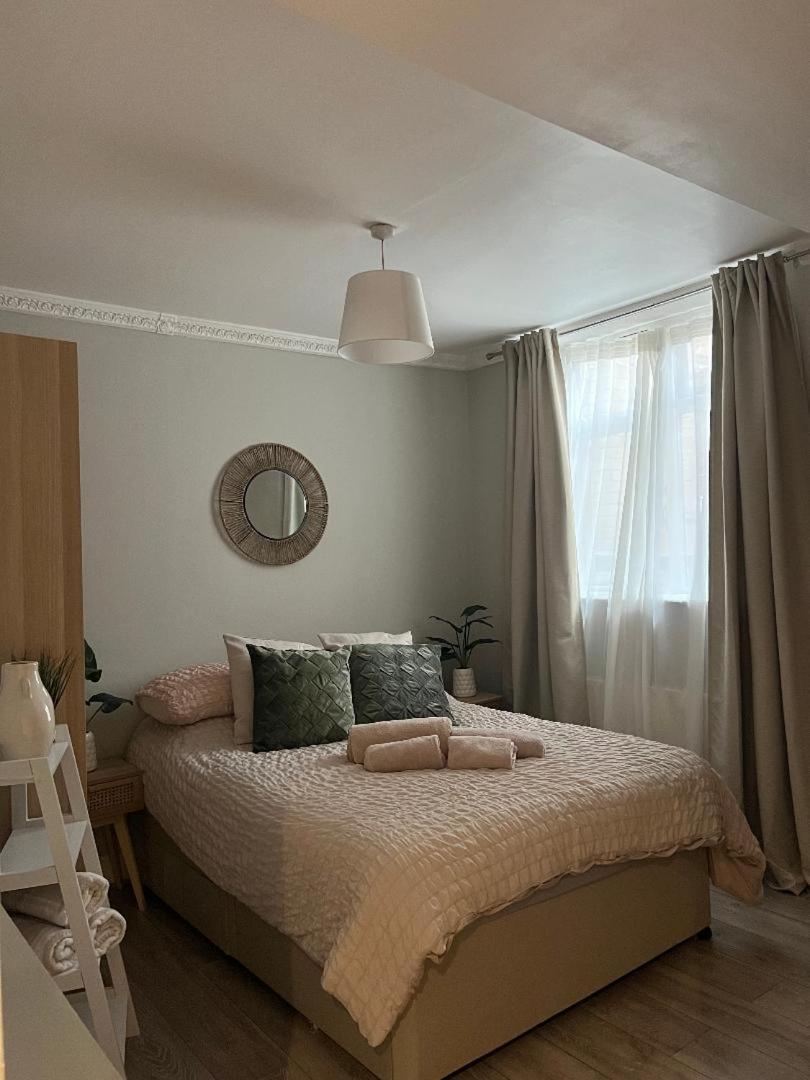 London Property Apartments For Up To 6, Next To Big Ben & London Eye Eksteriør bilde